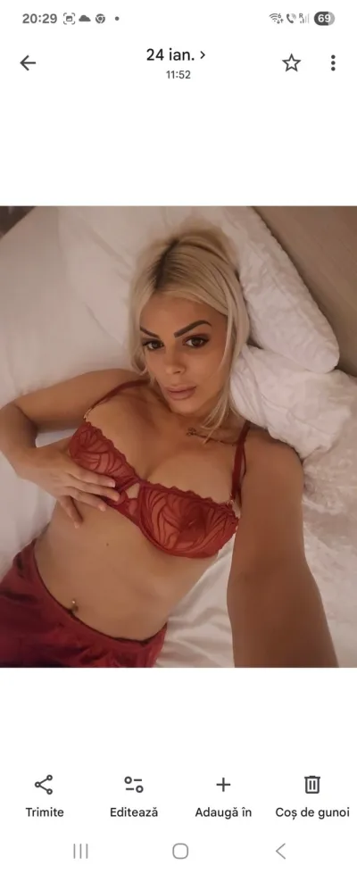Femme élégante - Photo 3